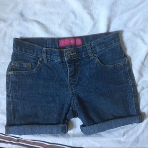 GLO CUT OFF DENIM